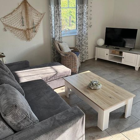 Ferienhaus-Hemmerdeich Oldenswort Buitenkant foto
